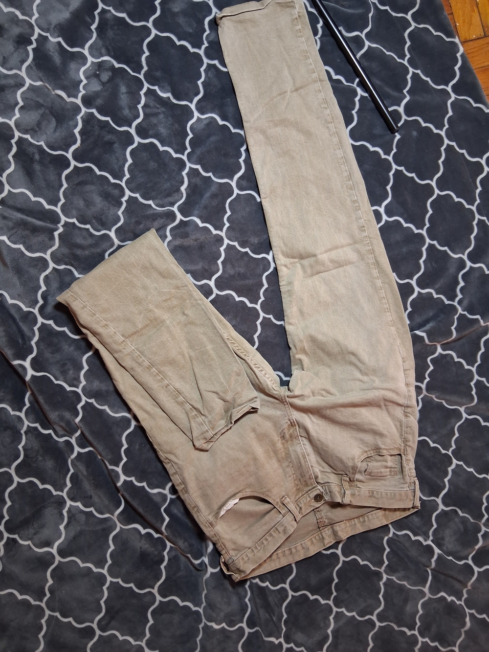 DearBorn Men's Straight Jeans in Light Olive GREEN โ Classic Straight Fit